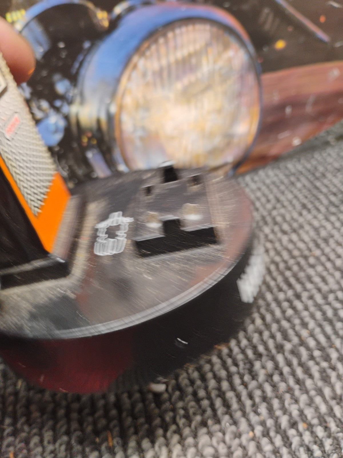 "Harley-Davidson" Radio Control Motorcycle Docking Charger  VRSCA V-ROD 49MHZ