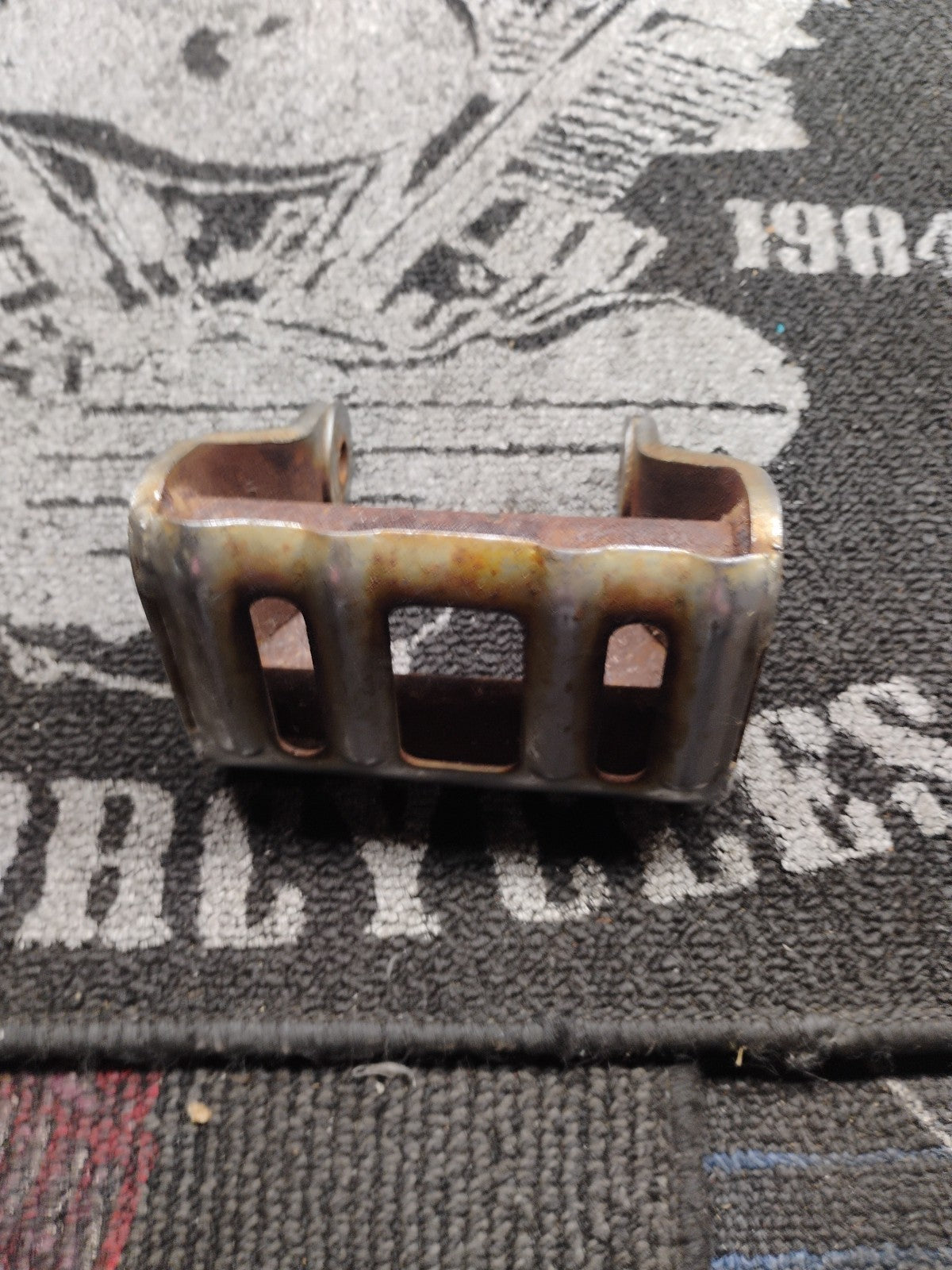 1981 Yamaha XS650 Passenger Foot Peg Mount Bracket OEM Rear Footrest XS 650
