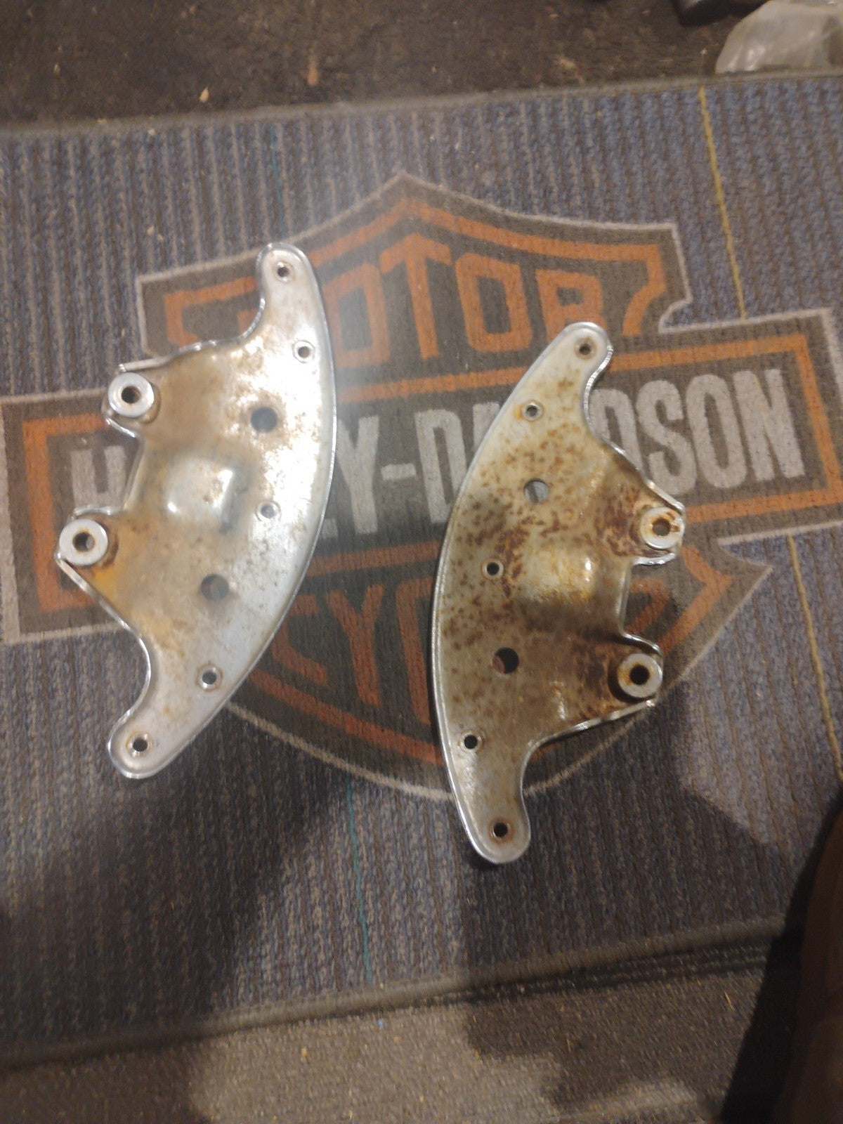 Harley chrome Shovelhead FL front fender mounts brackets supports