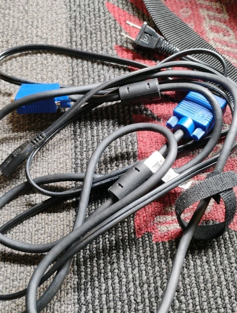 Epson PowerLite EMP-S1 LCD Home Theater Projector 1200 ANSI Lumen 50H With Bag