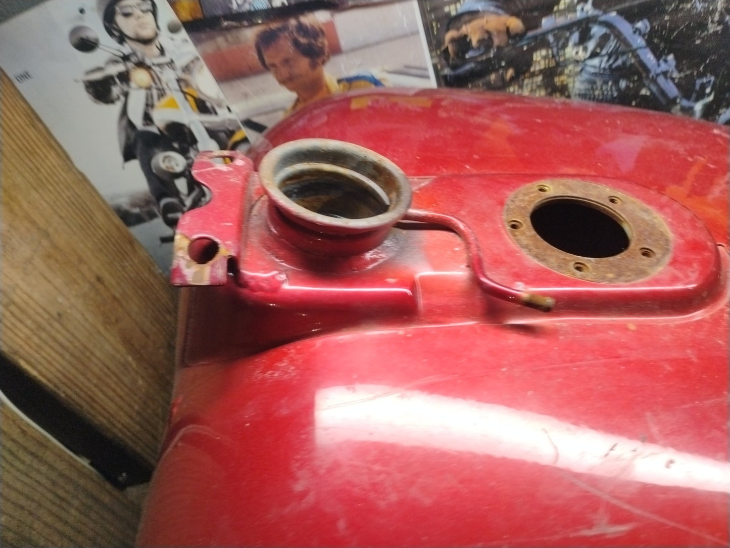 1994-1998 Harley-Davidson FLHTC Electra Glide Ultra Classic Fuel Tank Red OEM