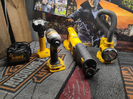 DEWALT 18V POWER TOOLS LOT OF 4 +CHARGER NO BATTERY
