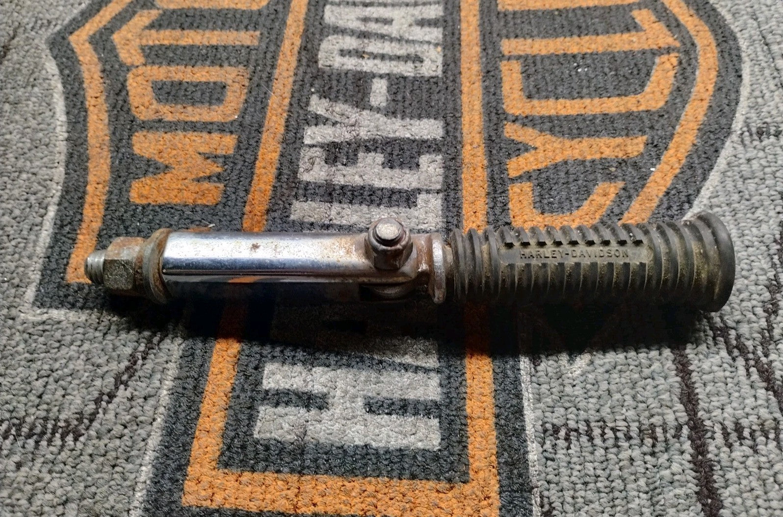 Harley Davidson OEM Right Foot peg #49140-80 fits FX / XL 1977 - up MADE IN USA 