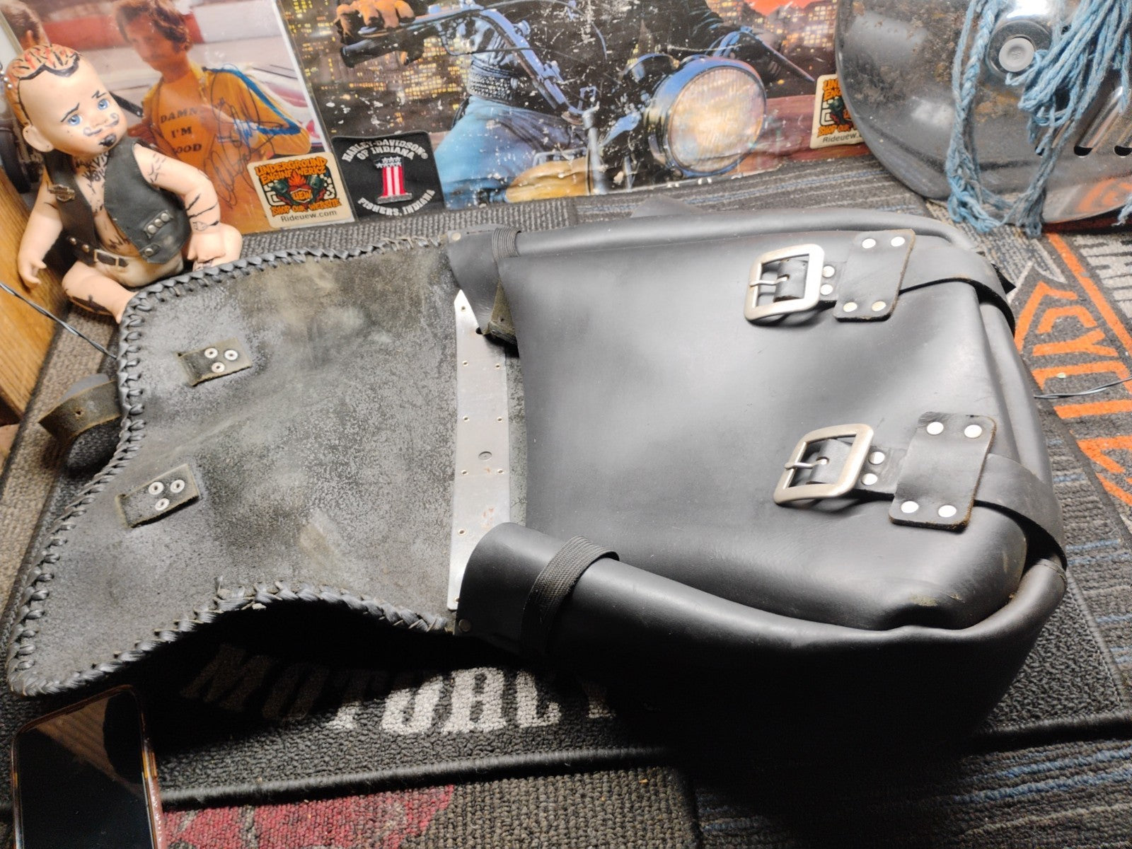 Motorcycle seat bags Saddle Bag Leather Left& Right With Cup Holders