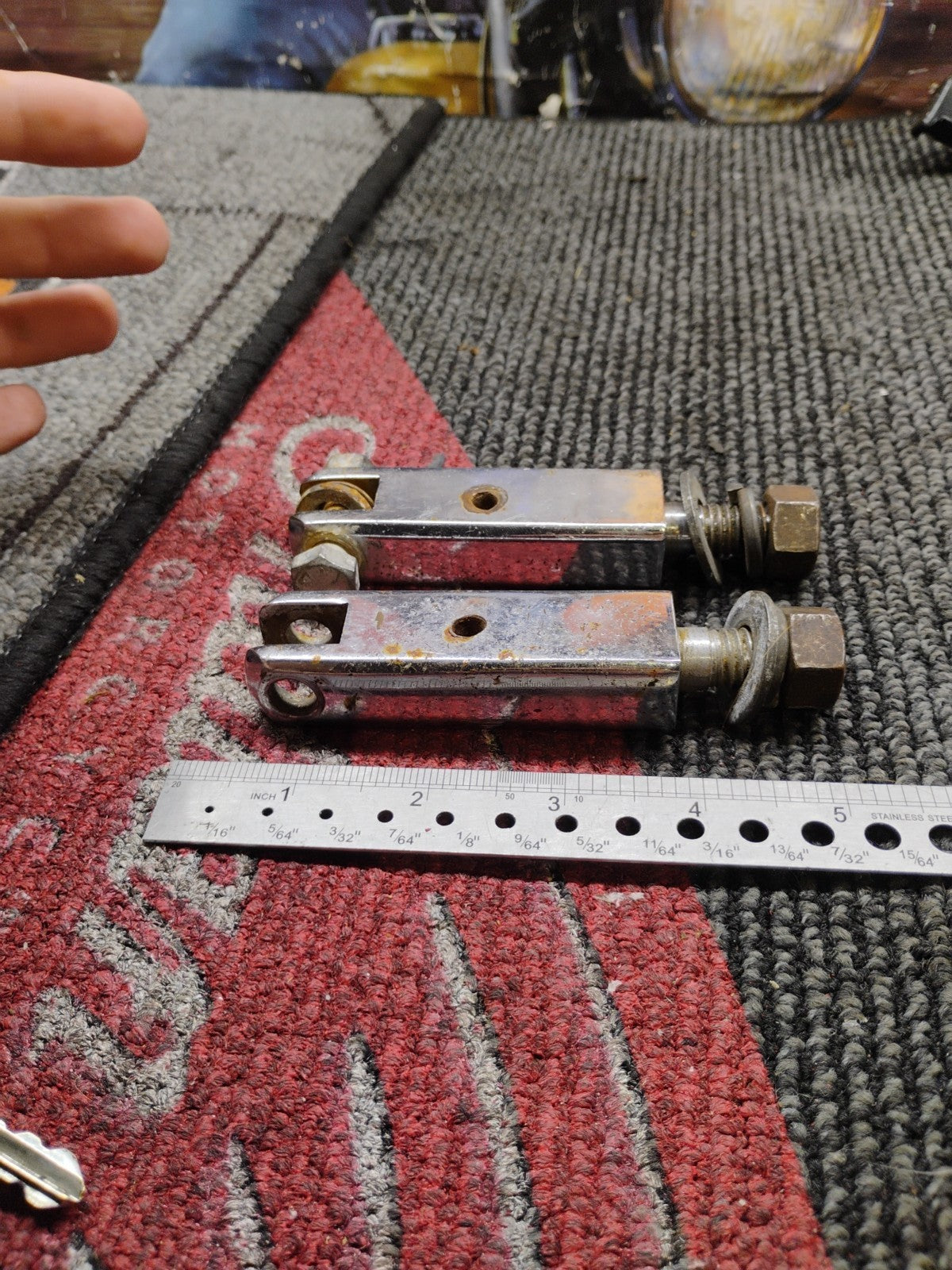 1987-2013 HARLEY ELECTRA GLIDE ROAD KING SUPPORT FOOTREST 49127-77A 