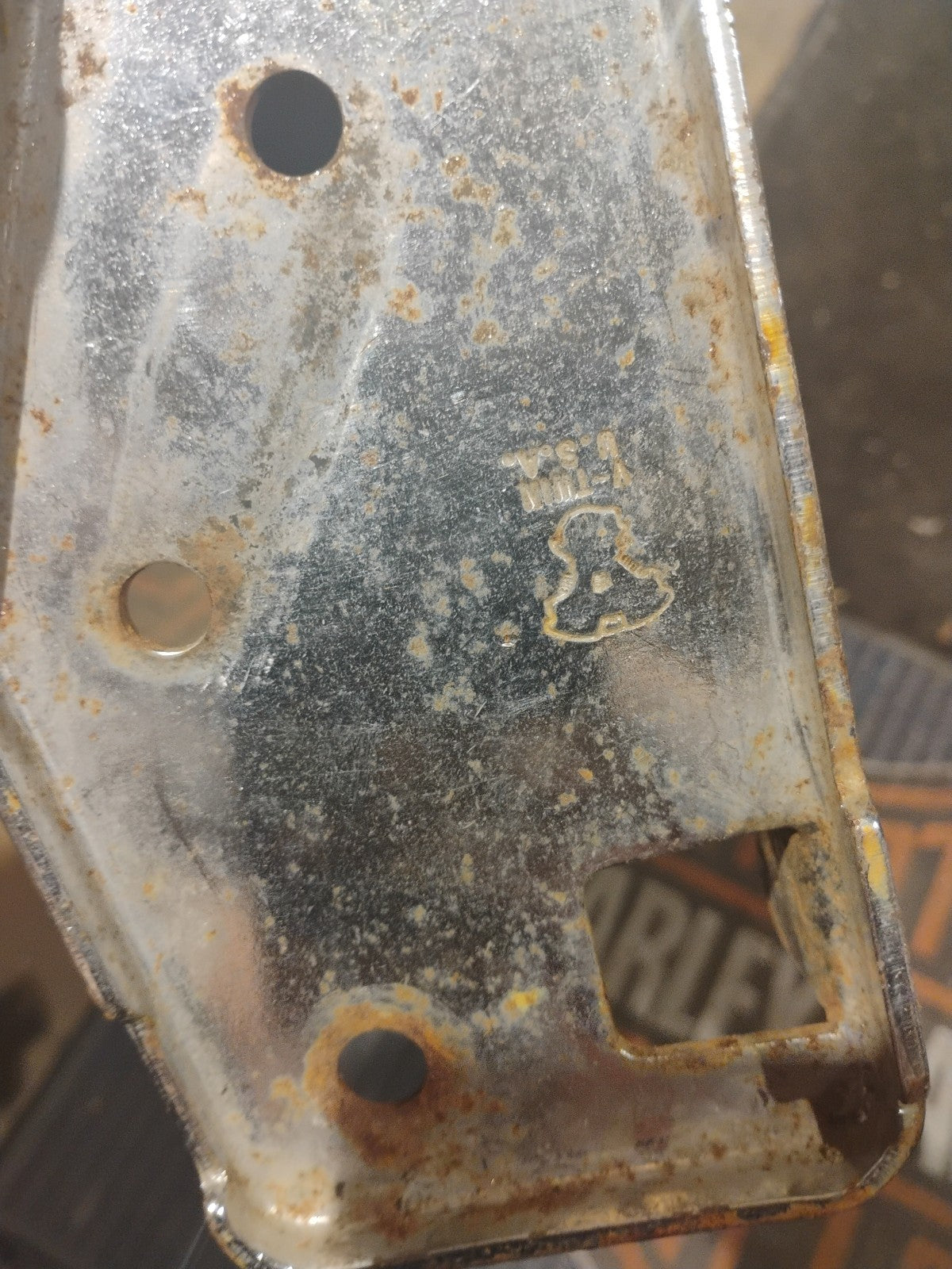 HARLEY DAVIDSON 1970-1979 SHOVELHEAD FLH REAR BRAKE PEDAL MOUNT 875B