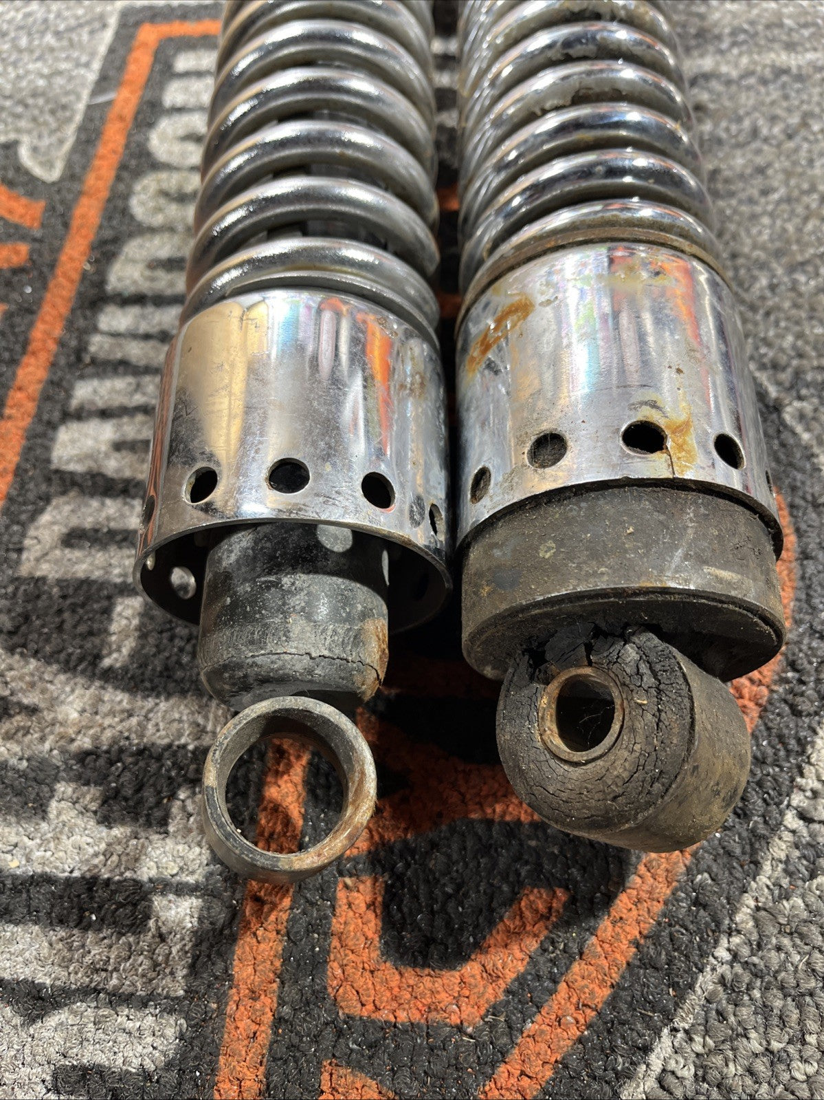 Harley Davidson Shovelhead Shocks 12"