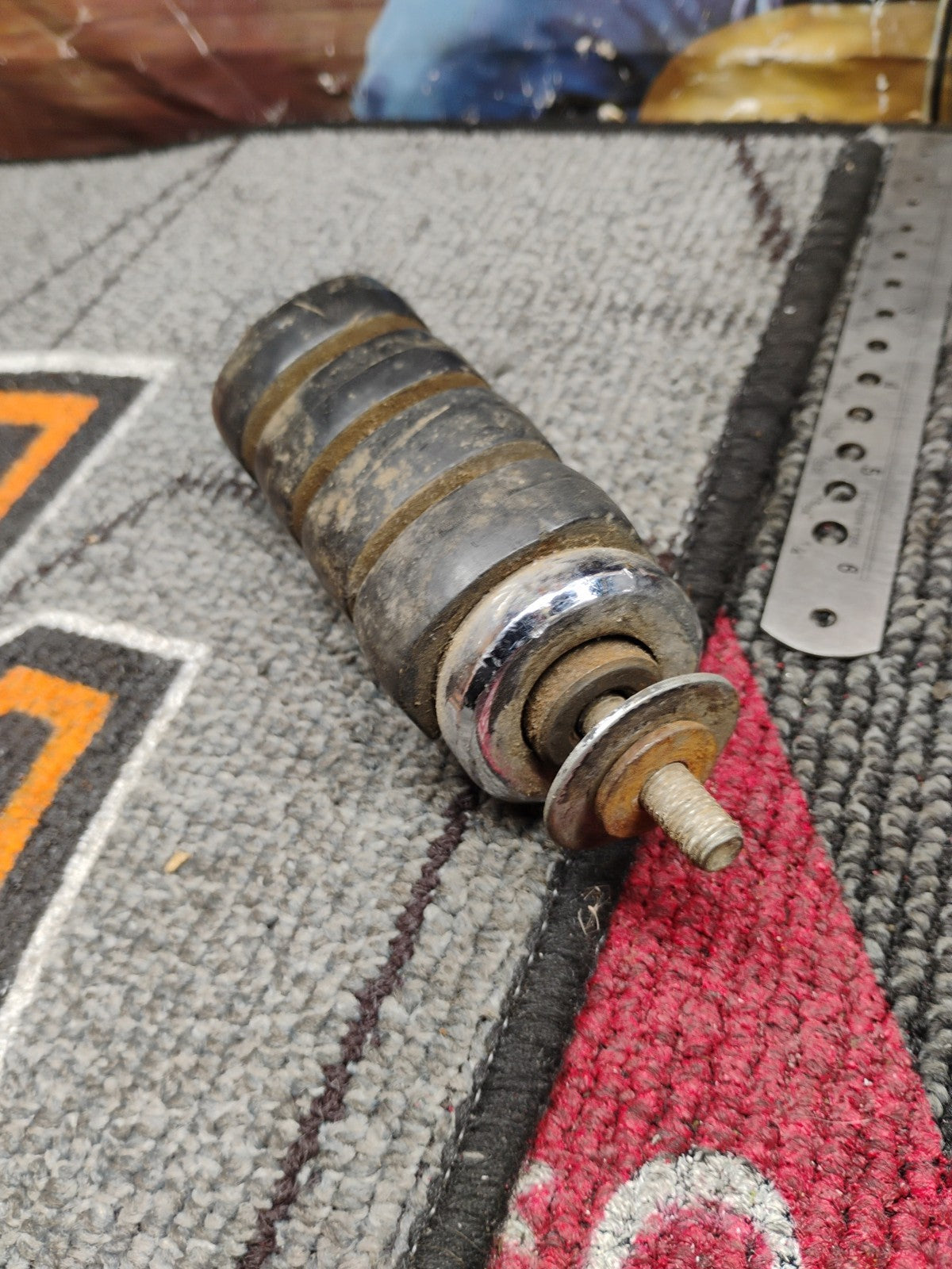 REAR BRAKE PEDAL & FOOT SHIFTER PEGS HARLEY DAVIDSON & CUSTOM CHOPPERS