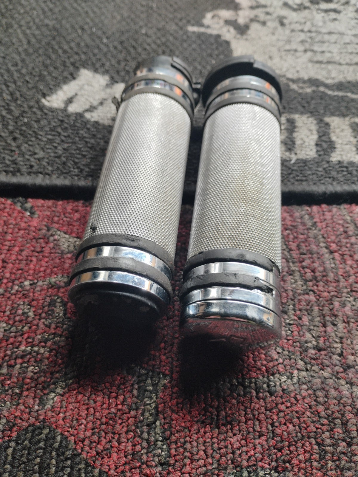 CHROME 1" MOTORCYCLE HANDLEBAR HAND GRIPS FITS FOR HARLEY DYNA SPORTSTER SOFTAIL