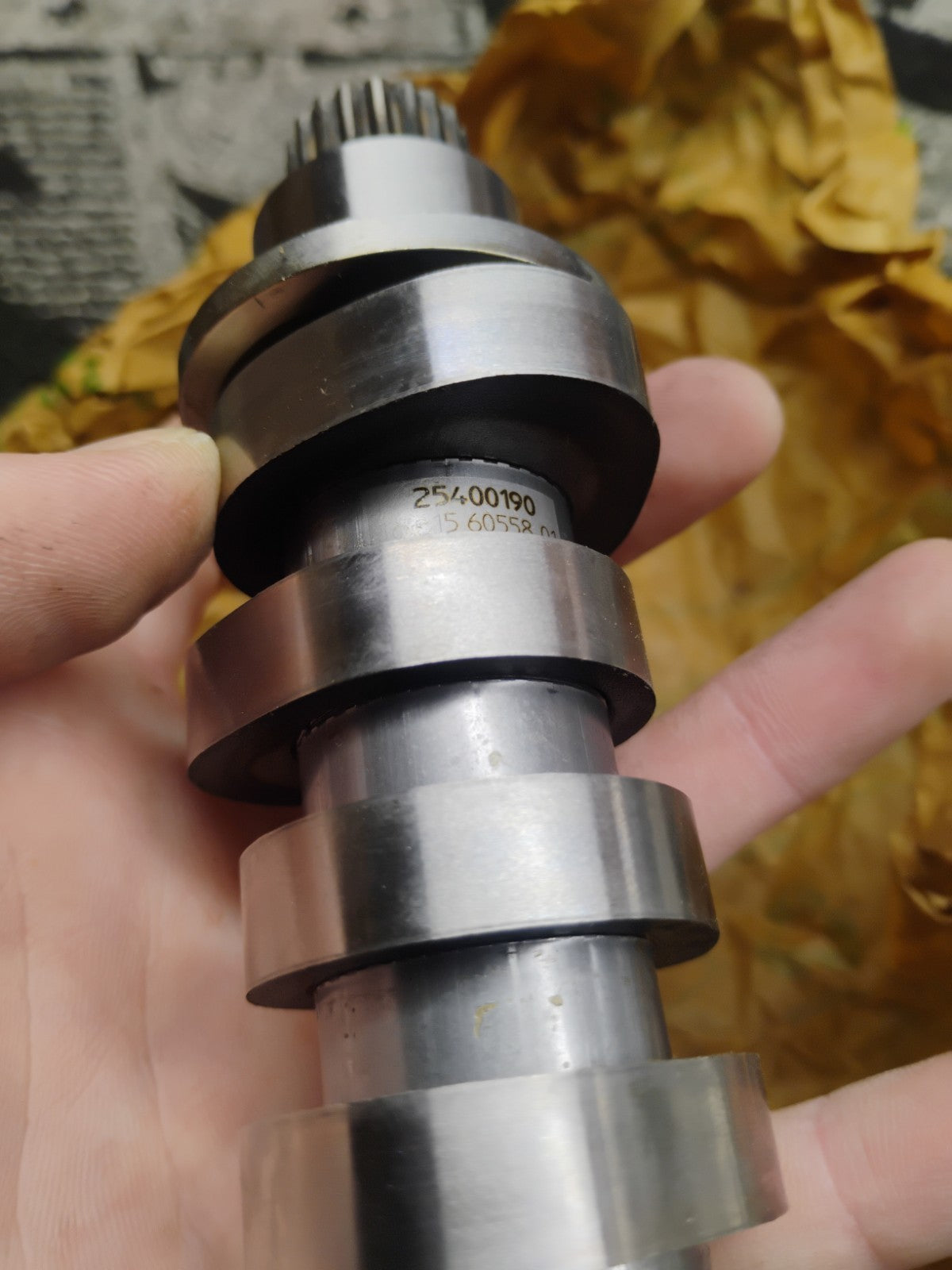 OEM Harley-Davidson Milwaukee-Eight M8 Engine Camshaft 25400190 Stock Cam