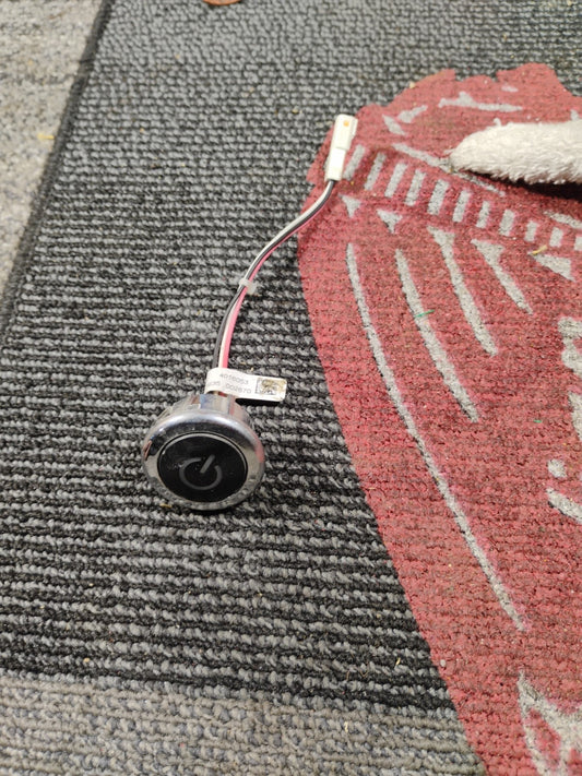 EB1081 2016 16 INDIAN ROADMASTER 1811 TRAAA TANK MOUNTED SYSTEM POWER SWITCH