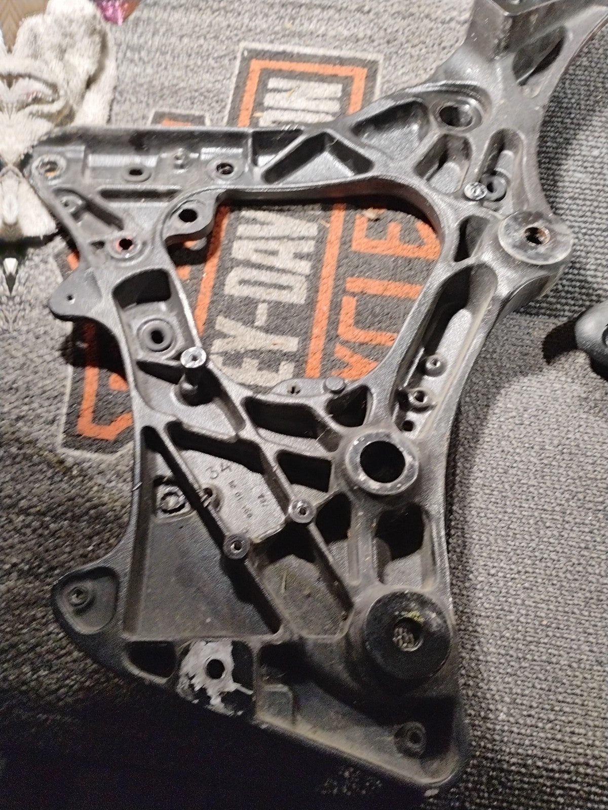 Indian Chief Chieftain & Roadmaster Left & Right Rear Subframe Support Brackets