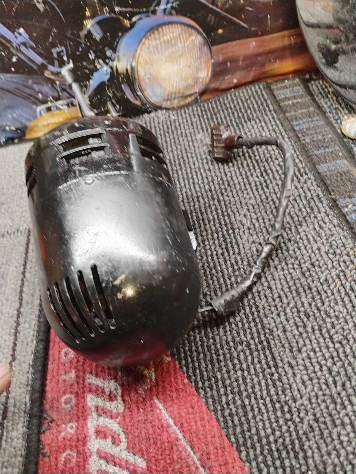 Collectible 1970's siren horn air raid police vintage cold war display item