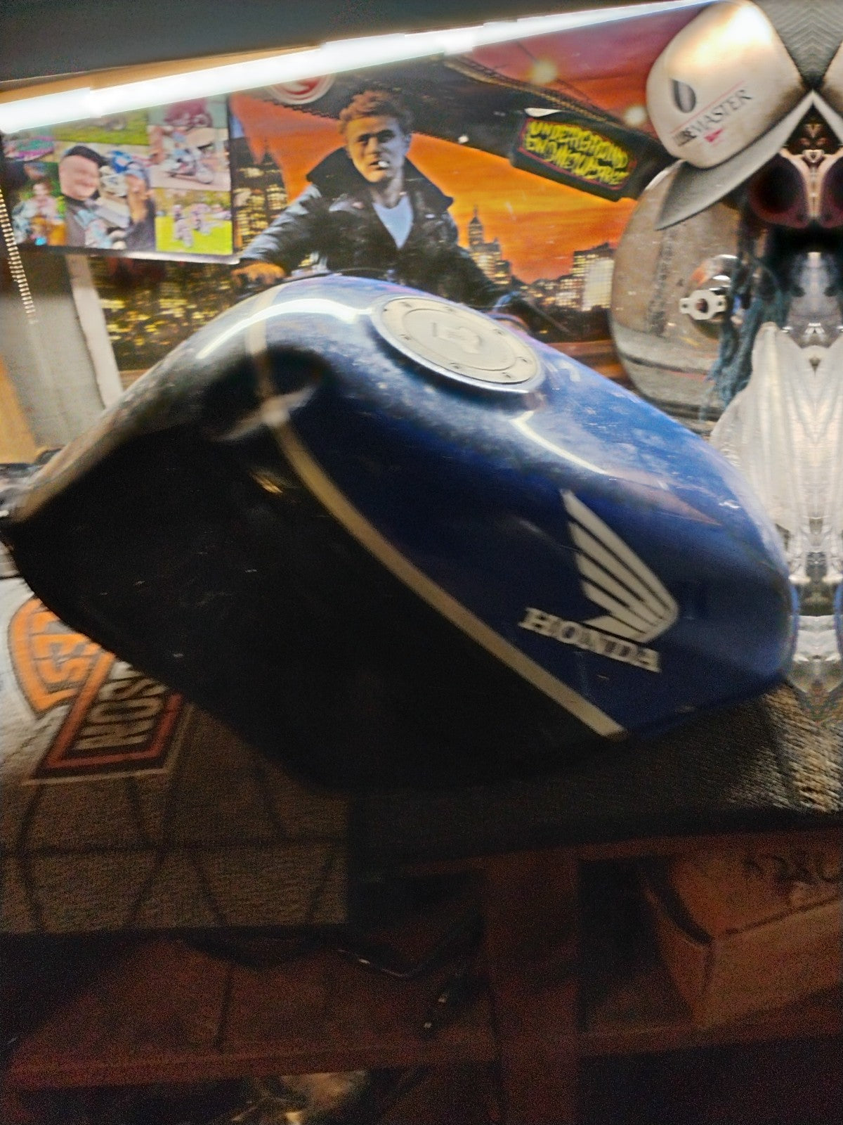 1991-1994 Honda CBR600 F2 gas tank fuel tank no dents