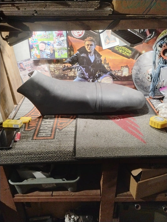 01 Buell Blast P3 500 seat