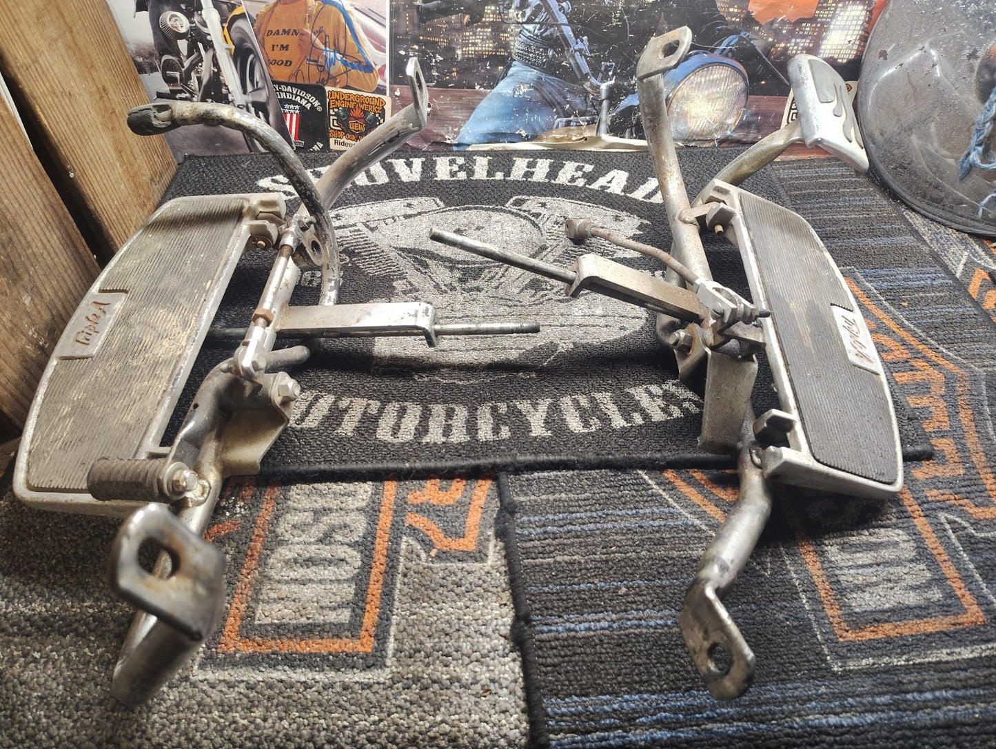1982 Honda Goldwing GL1100 Interstate Left & Right Floorboards Foot Control Set