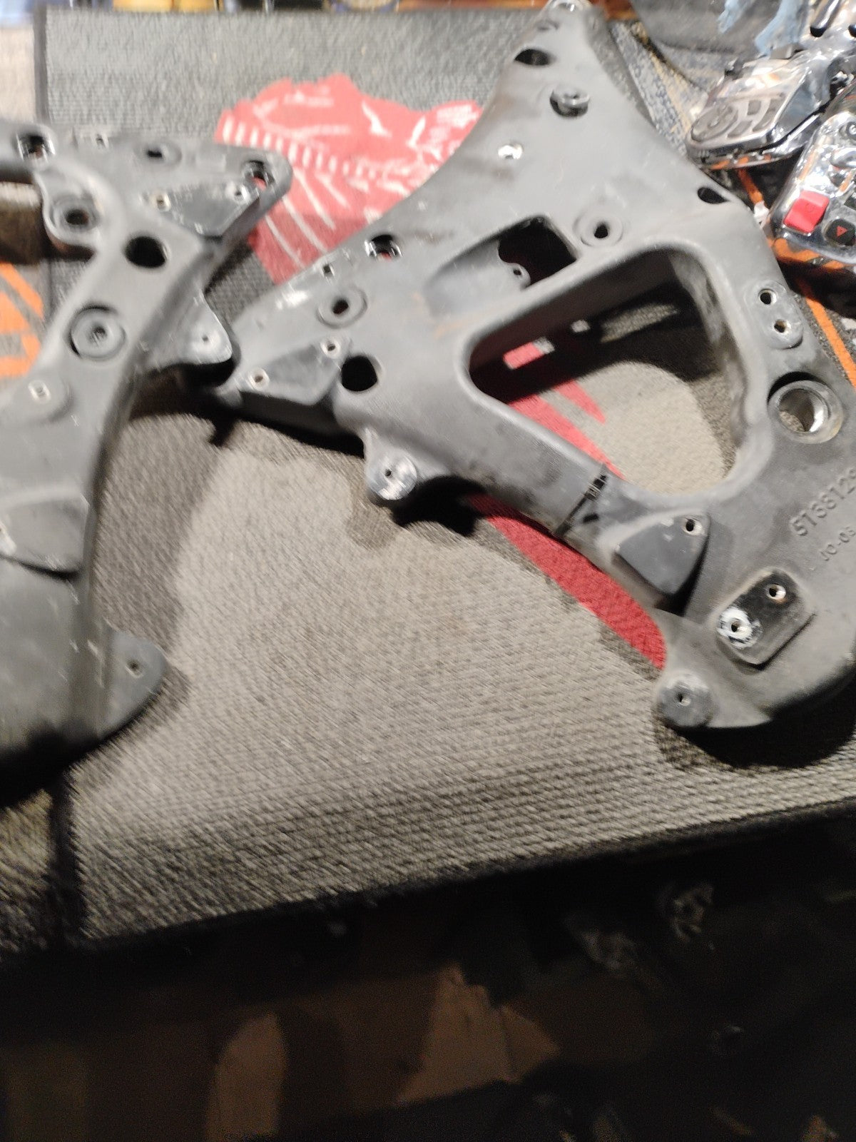 Indian Chief Chieftain & Roadmaster Left & Right Rear Subframe Support Brackets