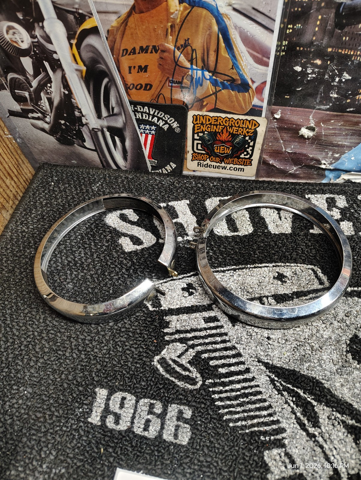 Harley-Davidson Passing Lamp Trim Rings 4.5" Pair Chrome OEM 69732-05