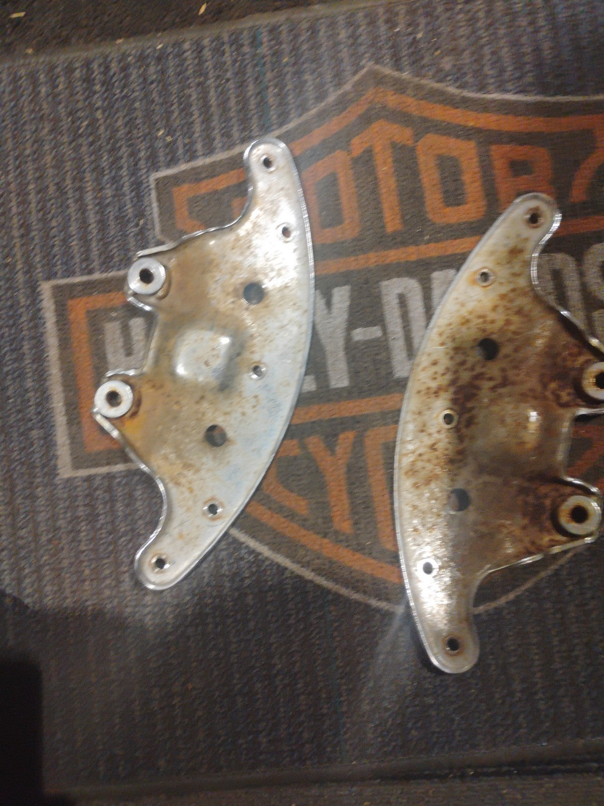 Harley chrome Shovelhead FL front fender mounts brackets supports