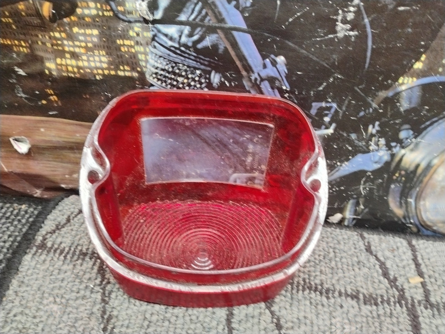 Harley- Davidson Tail Light Assembly Lens  Sportster Dyna Softail Road Glide 