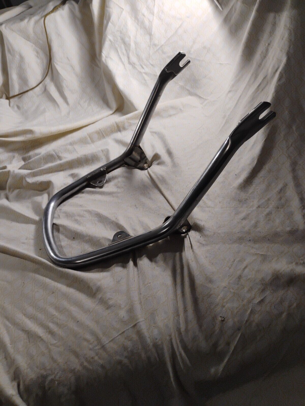 74 YAMAHA SPECIAL XS650 XS 650 REAR FENDER STAY 