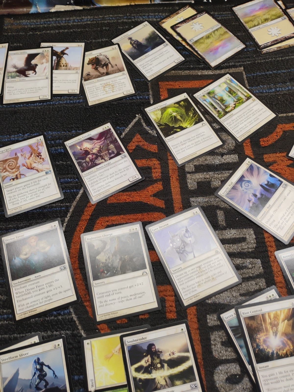 Magic The Gathering 50 Card Mono White 2013 Deck 