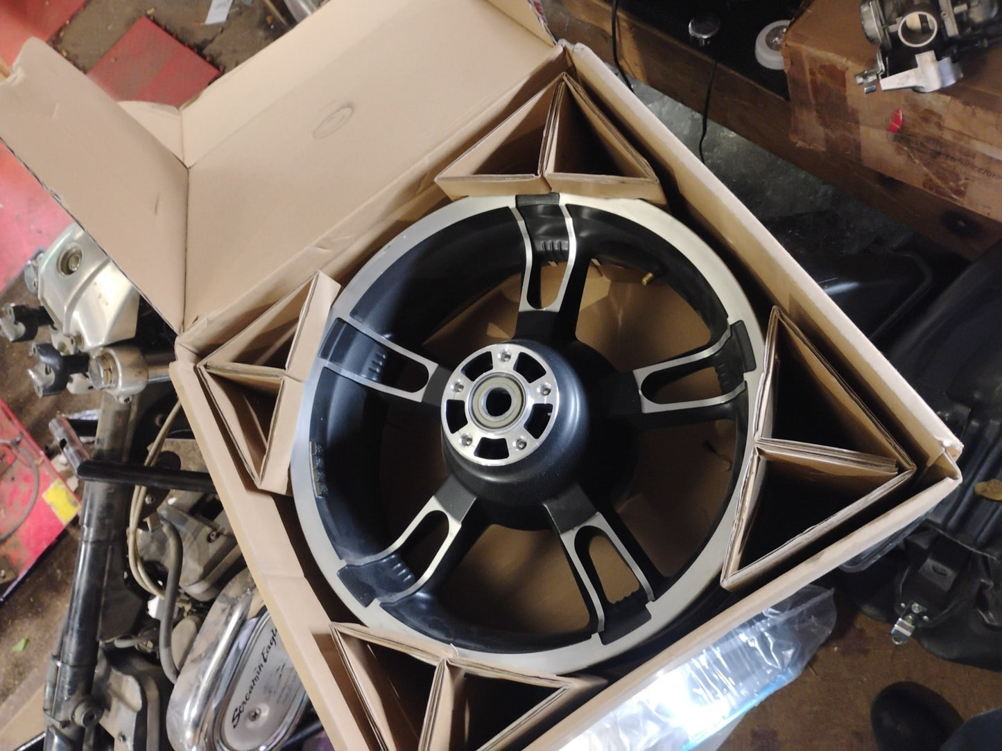 OEM Harley-Davidson Mirror Chrome Enforcer 16x5 Rear Wheel Touring