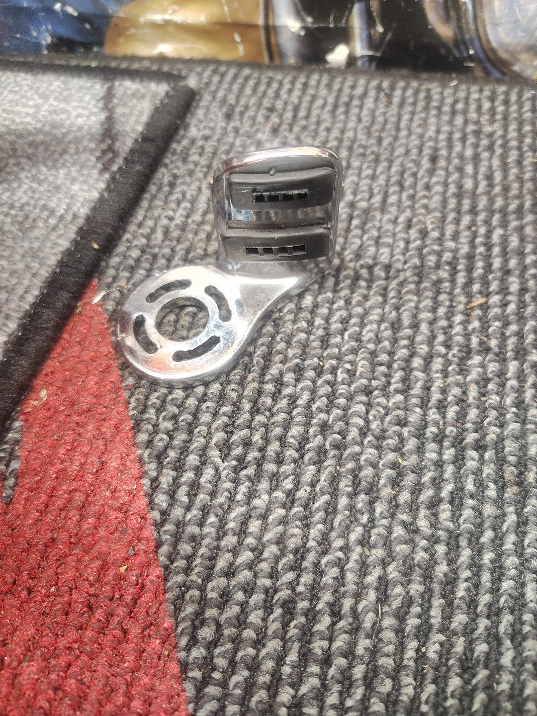 01-05 Harley Davidson Softail Deuce FXSTDI Throttle Control Cruise Wrist Rest