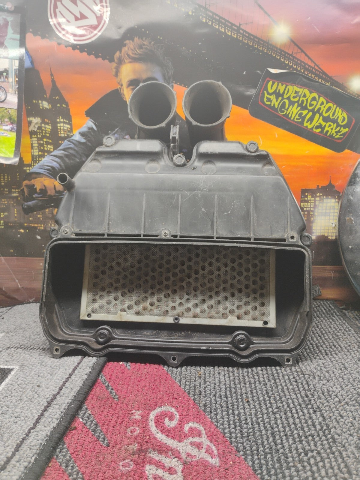 OEM 1991 Honda CBR600 F2 Carburetor Air Box