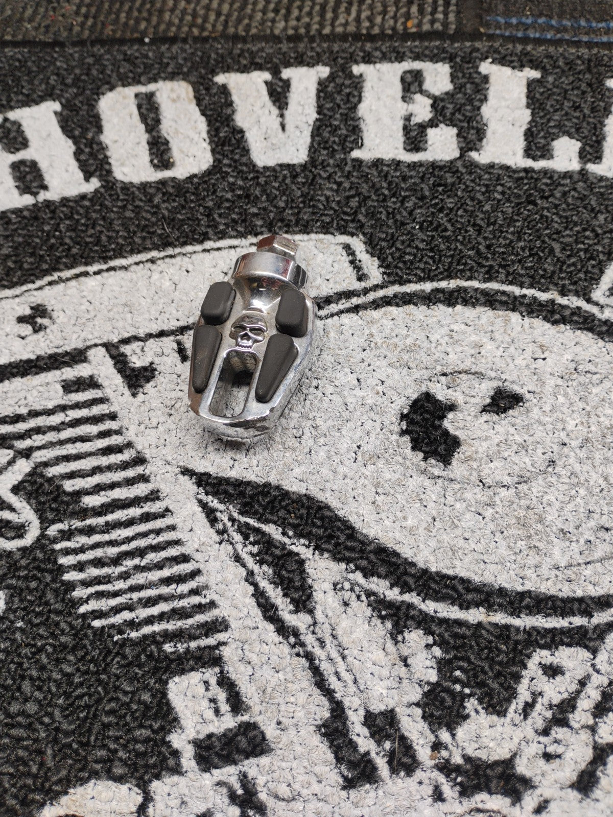 Kuryakyn Zombie Shift Peg Chrome