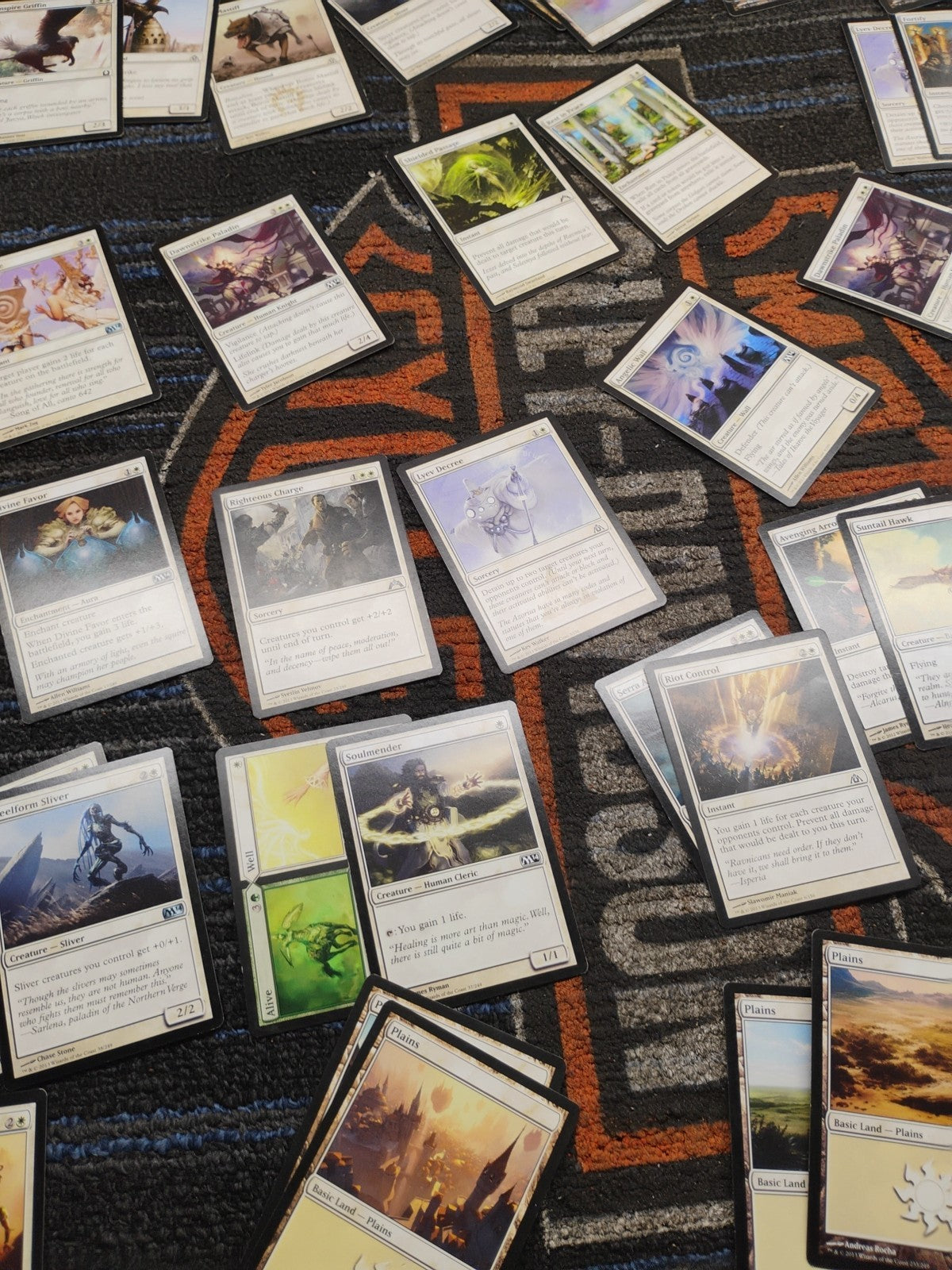 Magic The Gathering 50 Card Mono White 2013 Deck 