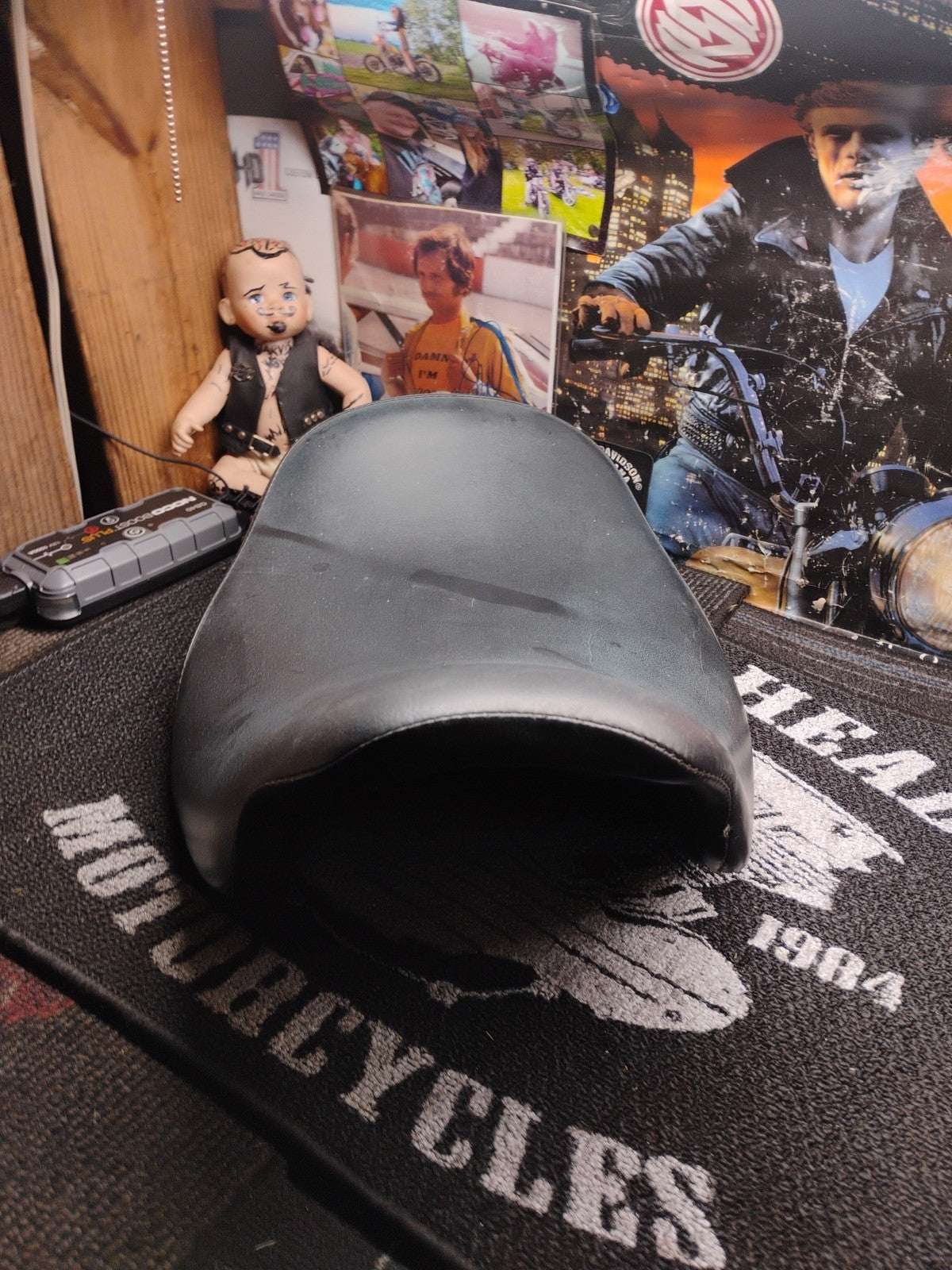 Genuine Harley Sportster Solo Seat OEM Black 1996-2003 Gunfighter Style