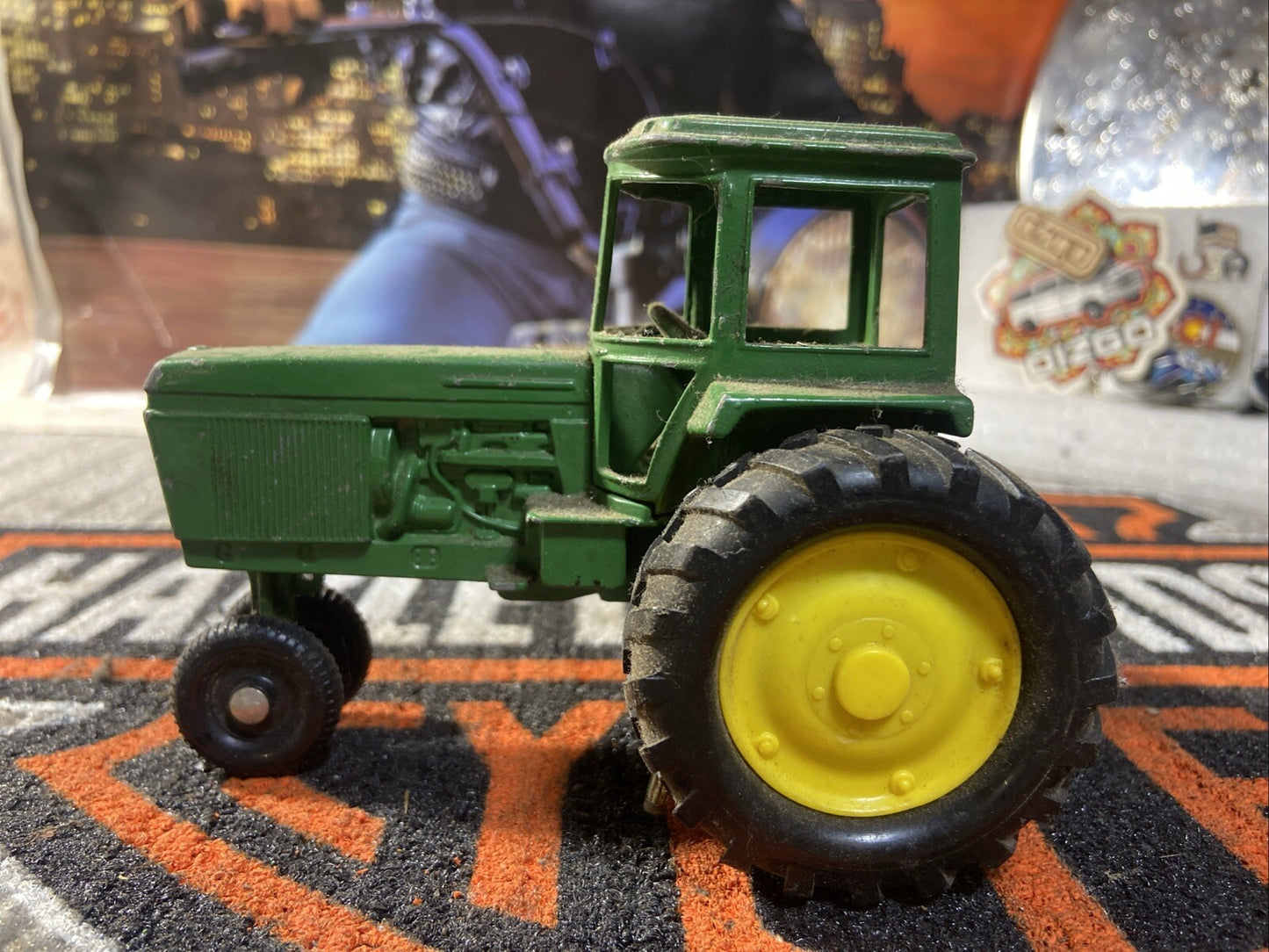 Ertl John Deere Metal Farm Toy Tractor