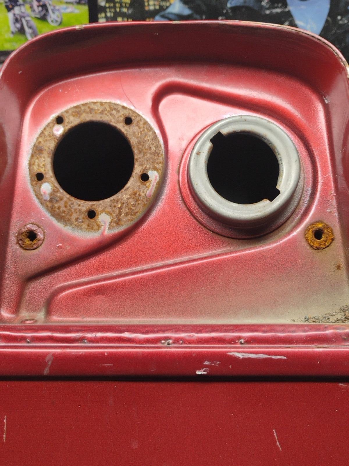 OEM Harley-Davidson FLHTC Electra Glide Touring Fuel Gas Tank Candy Red 82-85