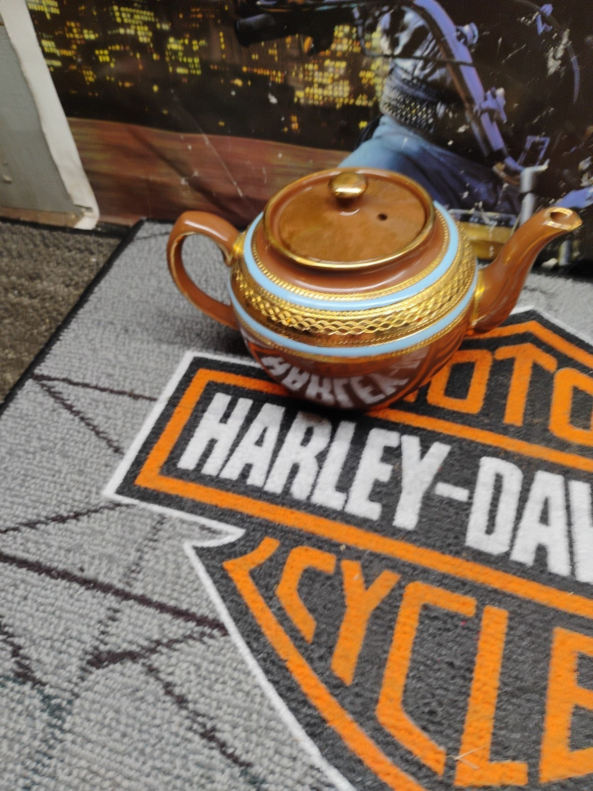 Vintage Sadler Gold & Brown Teapot made in Staffordshire England. No Chips 