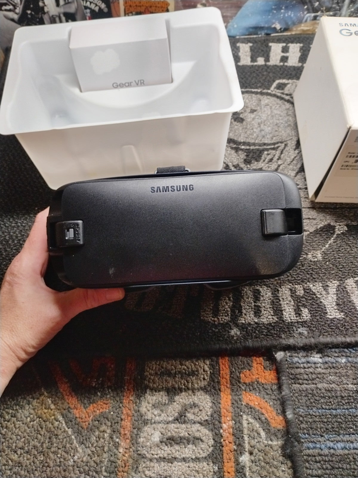 Samsung Gear VR SM-R323 Oculus VR Headset For Galaxy S7 S7 Edge S6 Note 5