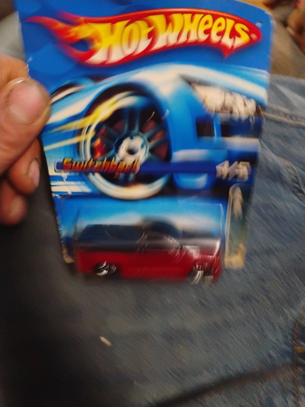 2005 Hot Wheels #119 Twenty + Switchback