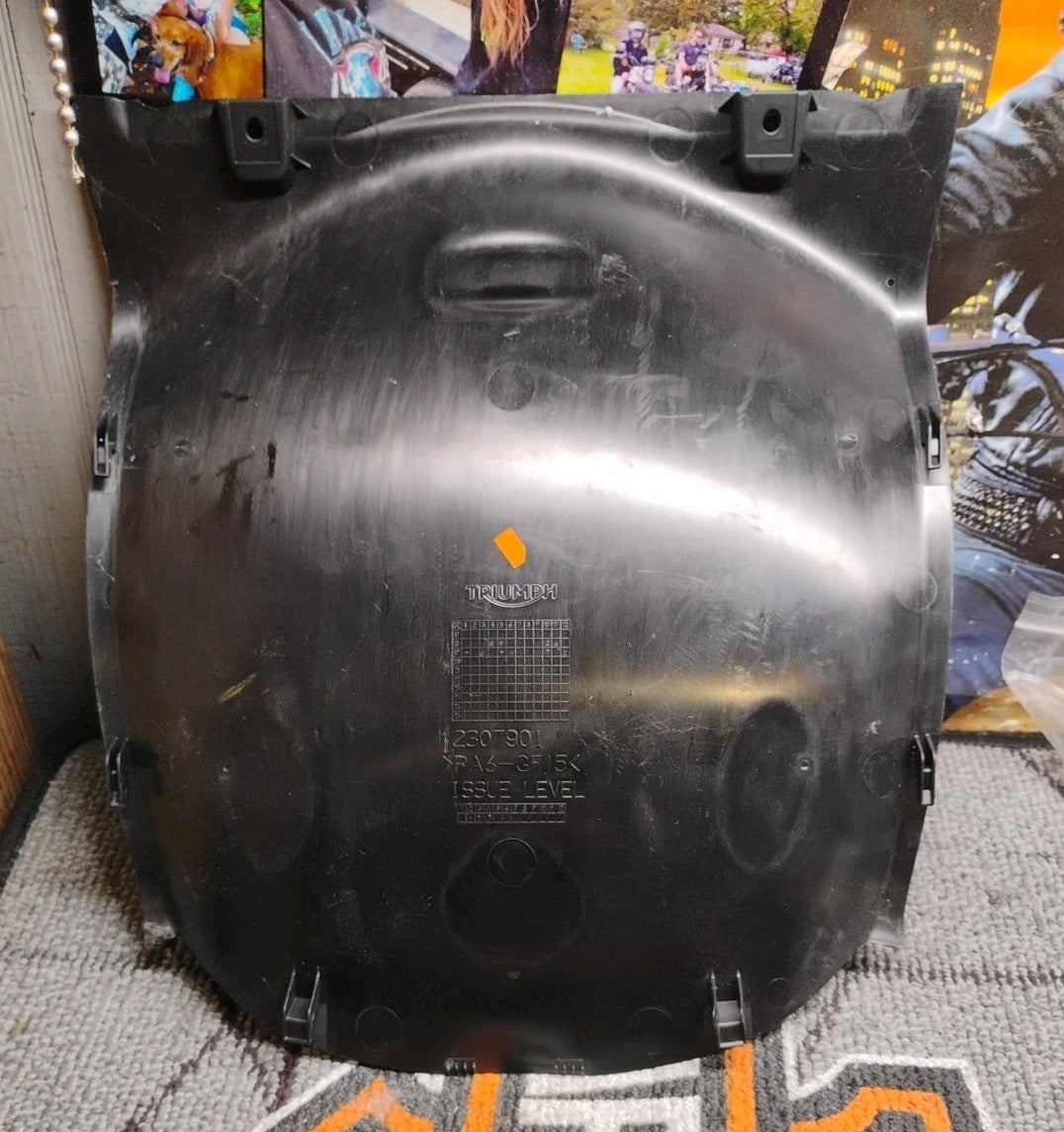 NEW GENUINE TRIUMPH T2307901 Undertray Moulding Rocket 3 2019-20