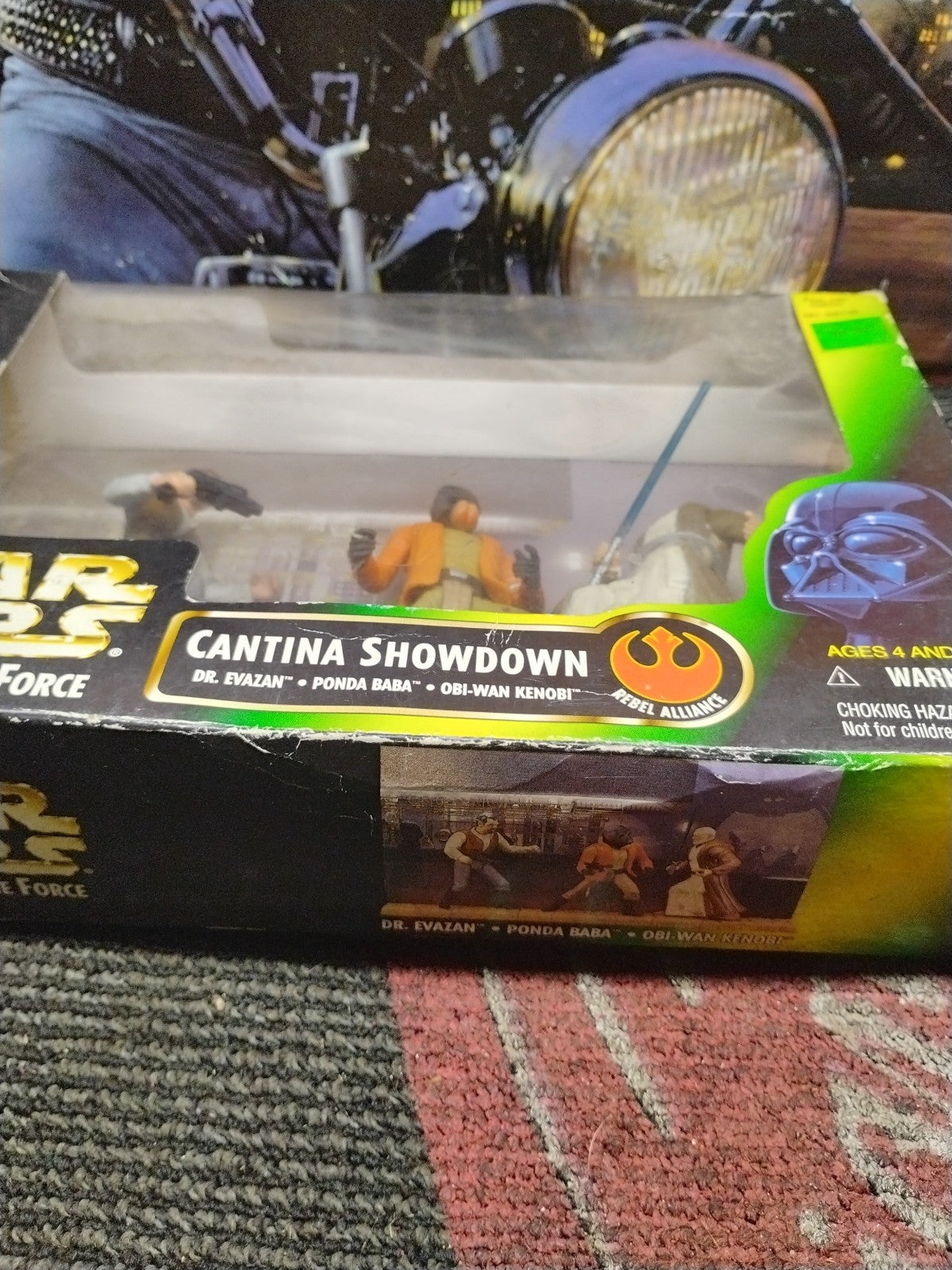 Kenner Star Wars - Cantina Showdown - The Power of the Force (1997)