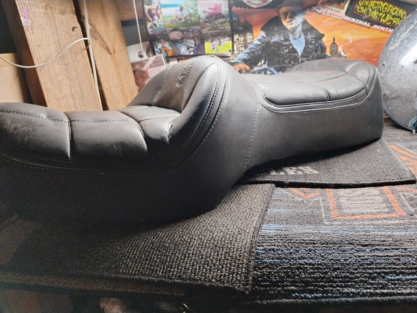 OEM Honda Goldwing GL1200 Seat Saddle Driver Passenger 1983–1987 GL 1200
