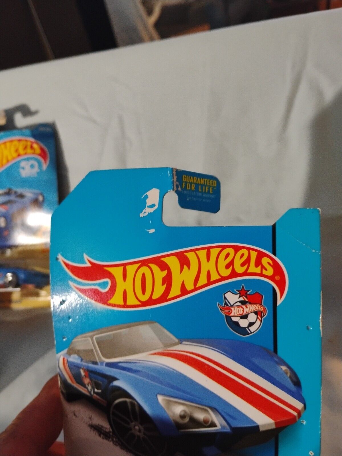 2014 Hot Wheels HW CITY Avant Garde 20/250 (Blue Version)