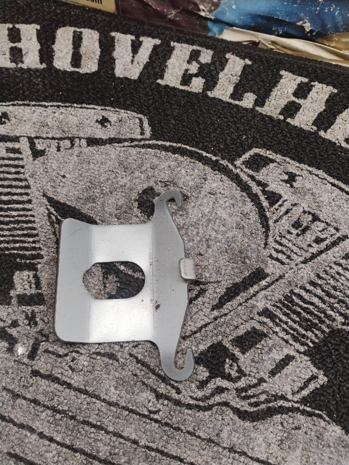 OEM Harley-Davidson Sportster Seat Mount Bracket XL883 XL1200 2004-2006