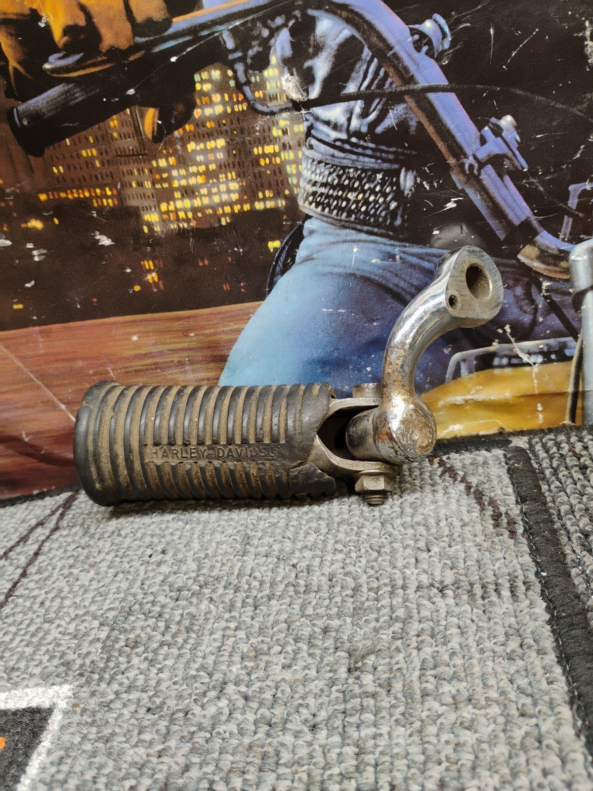 crusty harley OEM Knucklehead Panhead Shovelhead Buddy Passenger Peg W Mount Bra