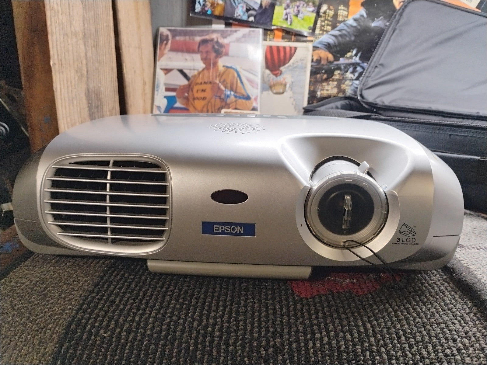 Epson PowerLite EMP-S1 LCD Home Theater Projector 1200 ANSI Lumen 50H With Bag