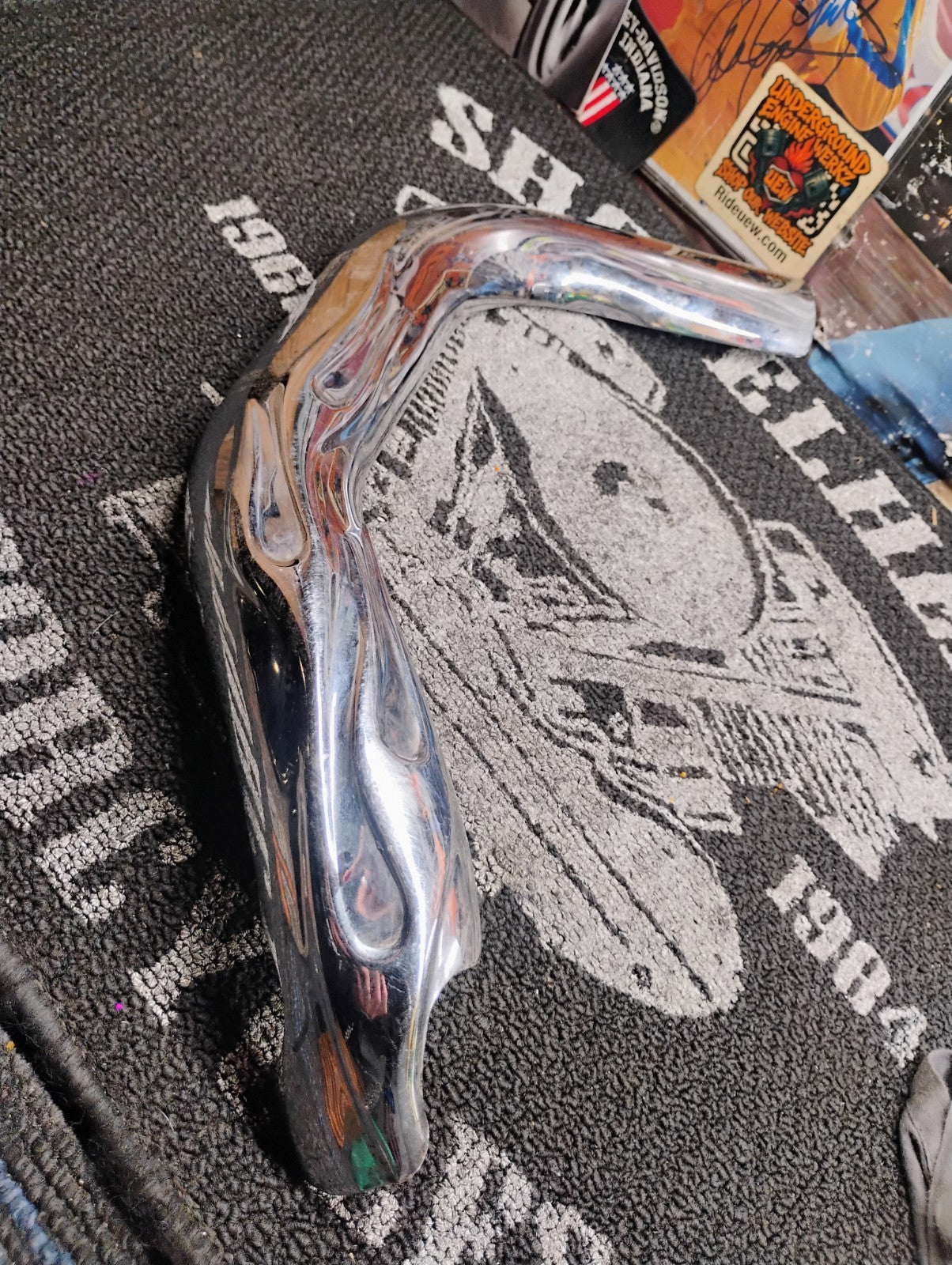 Harley-Davidson Flame Exhaust Heat Shield Chrome Pipe Cover OEM Styl