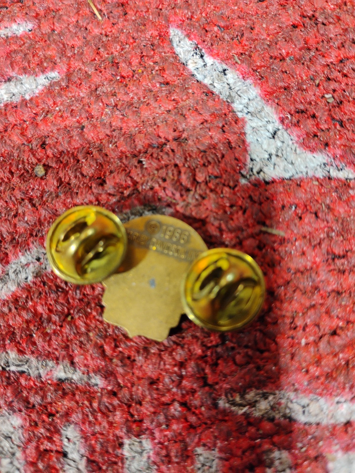 Harley-Davidson HOG 2008 LADIES OF HARLEY Wings 1.25" x .75" Lapel PIN Badge!