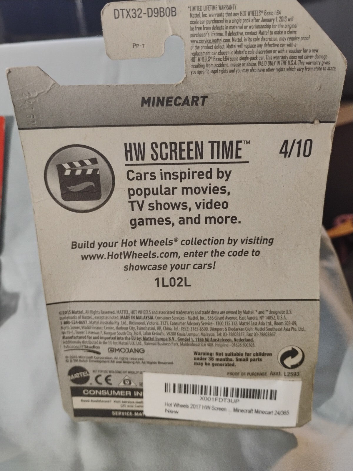 2017 Hot Wheels #24 MINECRAFT HW Screen Time 4/10 MINECART Gray w/Black OH5 Sp
