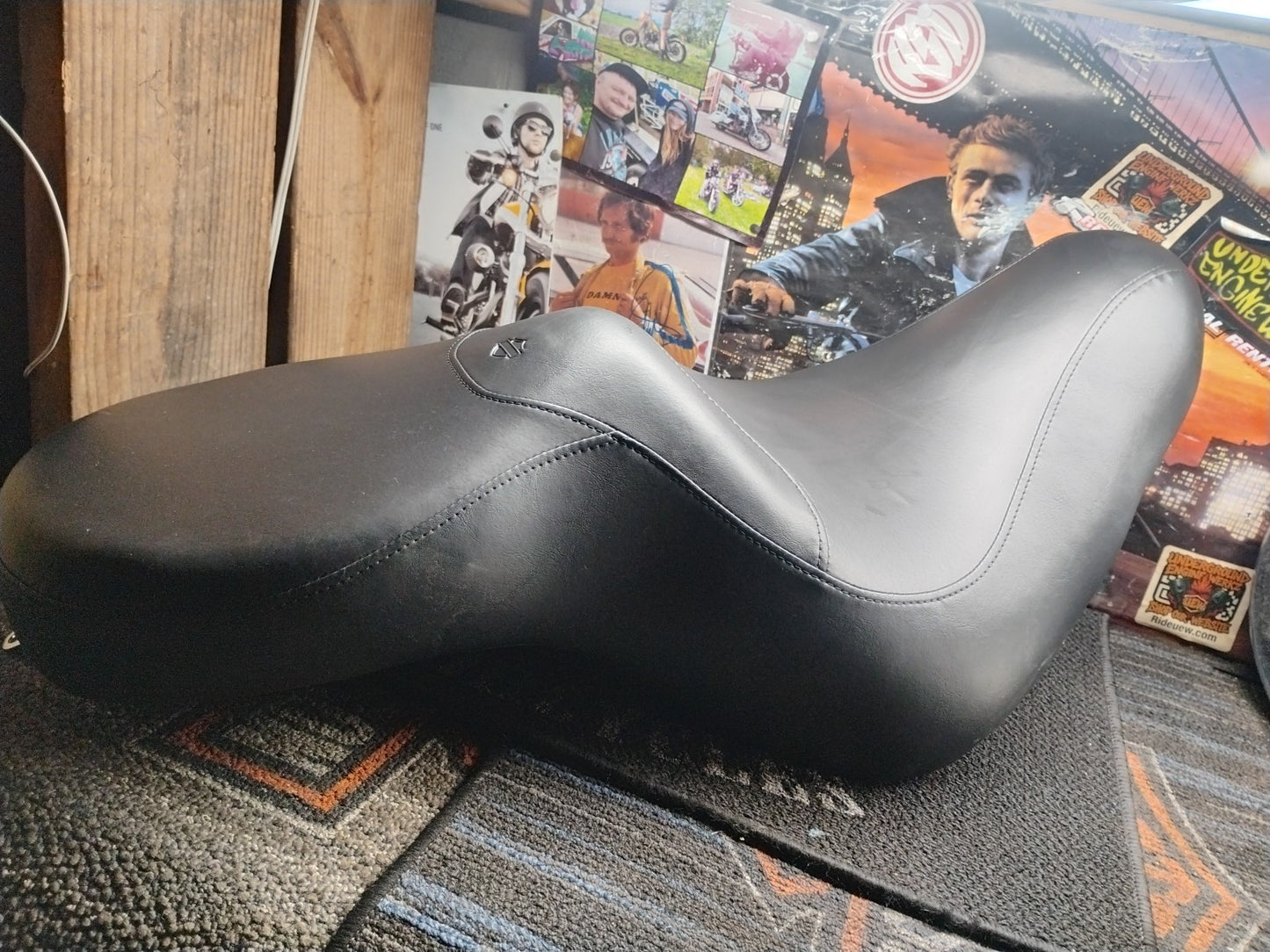 OEM Harley Davidson Softail Reach Seat 52442-04 FXST FLST