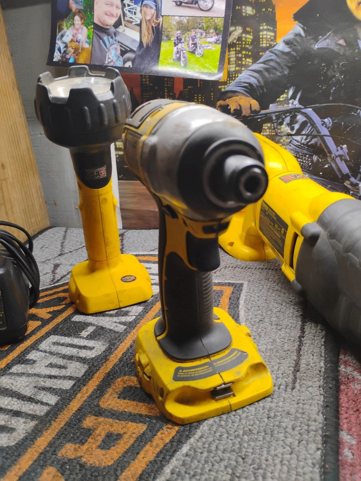 DEWALT 18V POWER TOOLS LOT OF 4 +CHARGER NO BATTERY