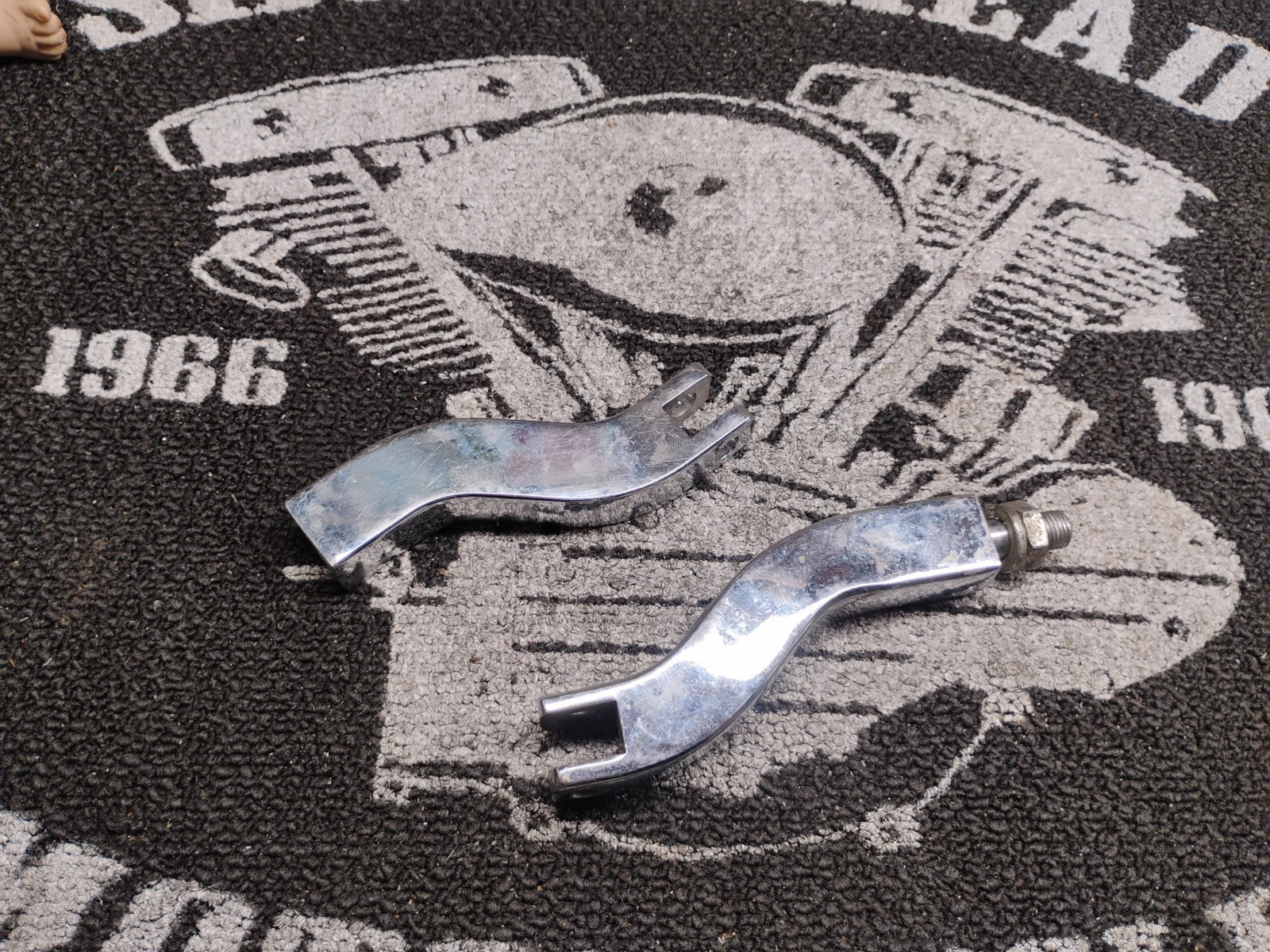 Chrome Adjustable Highway Peg Mount Clamps Harley Engine Guard 5/16"-24